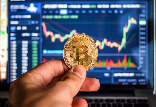 ادعای صرافی بیتاستمپ: آیا نهنگ بزرگ باعث سقوط قیمت بیت کوین شد؟
